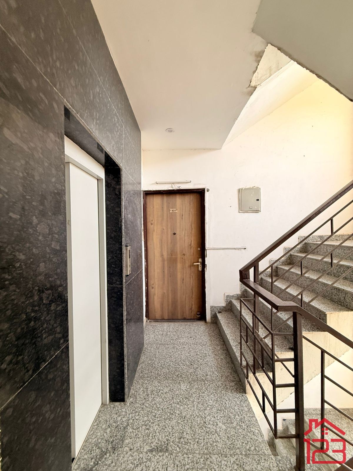 ACME Heights 92 — image 3